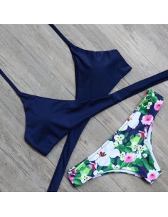 Bikini con estampado floral