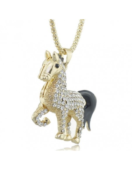 Chic horse pendant